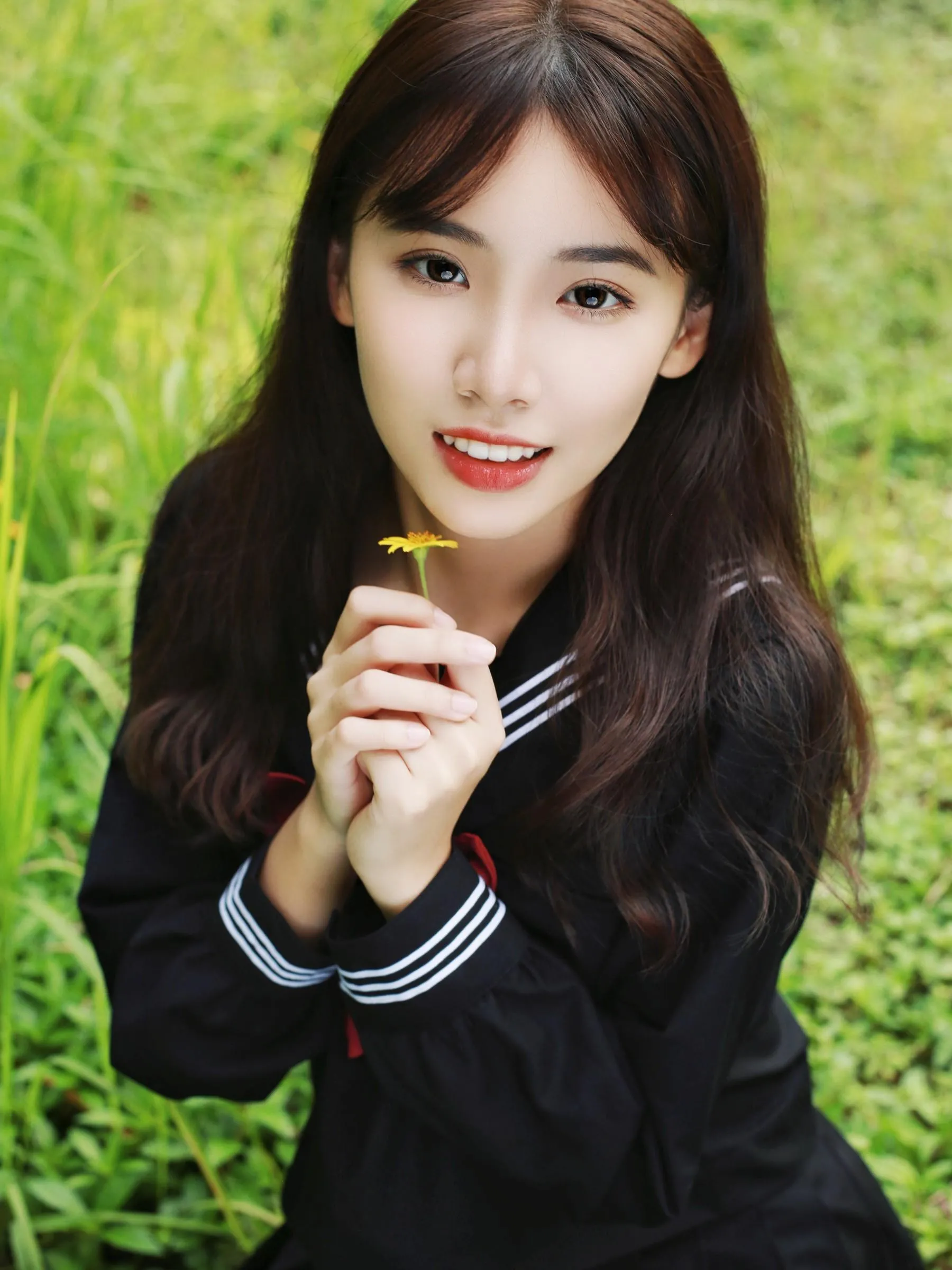 [YITUYU艺图语]2022.09.24 元气少女 小愉不是鱼 [26P]插图2